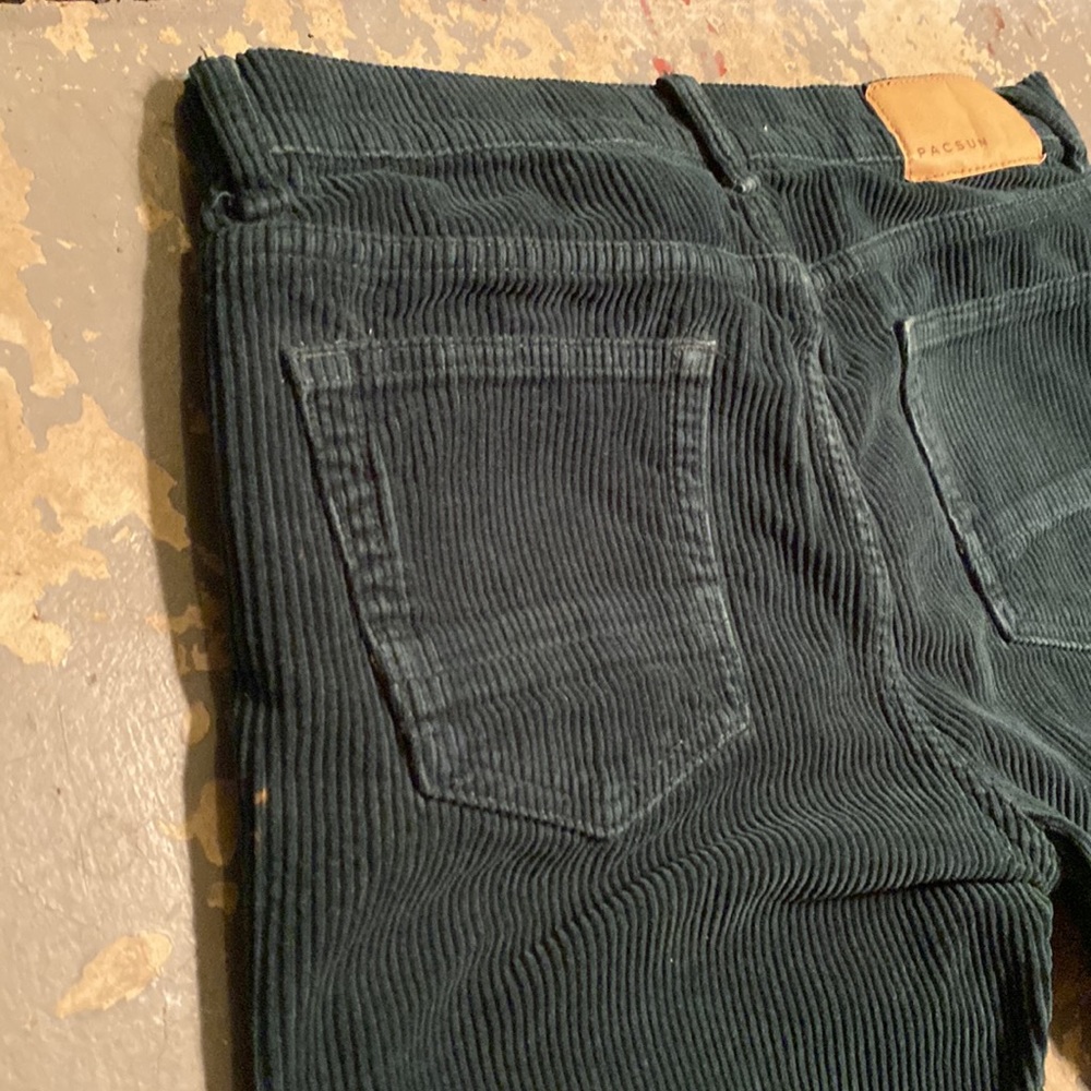 PacSun Slim Taper Green Corduroy Pants - 30x32 - Picture 4 of 5